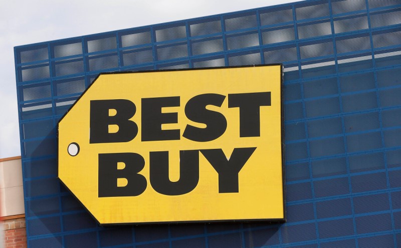 Pandemic drives online revenue of Best Buy Co. to new highs in the third quarter